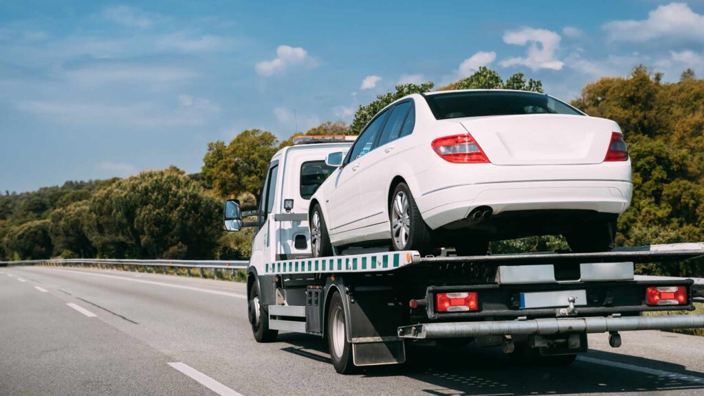 fast and reliable vehicle transport on open trailers - Swift Tow